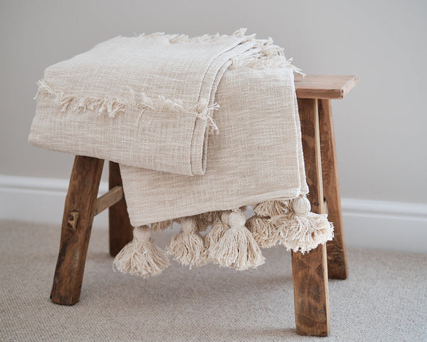 Summer Styling: How to Lighten Up Your Home with Cotton Throws & Natural Textures
